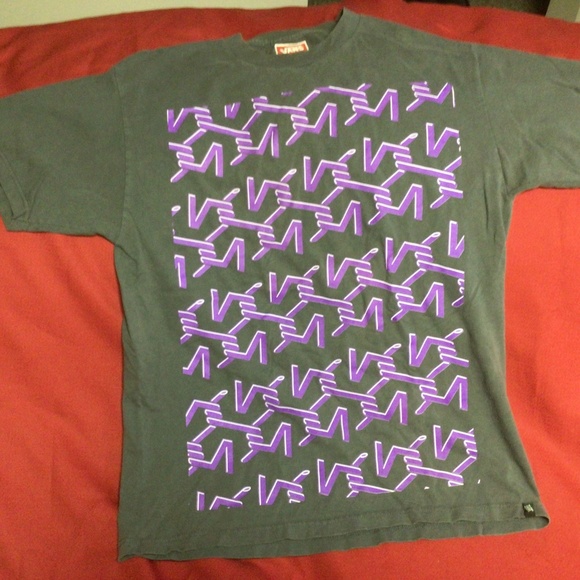 Vintage VANS barbed wire T-shirt - Picture 1 of 2